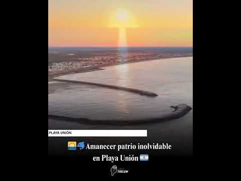 🌅🐬 Amanecer patrio inolvidable en Playa Unión 🇦🇷  Quien salió a ver salir el sol este 25 de Mayo se…