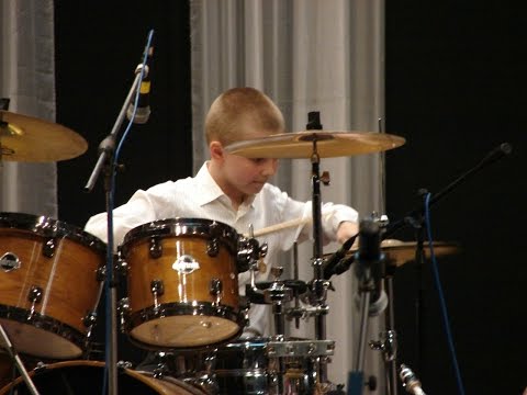 Festival De Ritmo - Dave Weckl + Drum solo - drummer Daniel Varfolomeyev 11 years