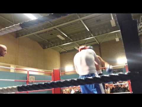 Faisal Kayani boxing