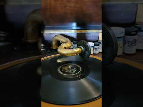 Parade of the Bands #4 - Richard Himber & his Essex House Orchestra Victor Records #26007 1938