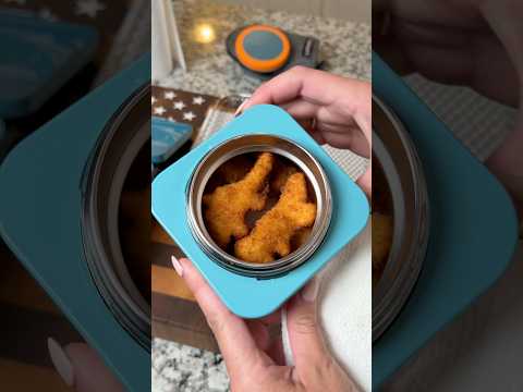 Black cats & Dino nuggets - let’s pack lunch! #lunchbox #schoollunch