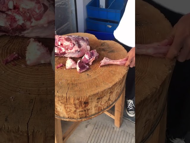 Vídeo relacionado con Purple Dragon Hacha de Cocina Pesada para Huesos Grandes y Carne, Hacha de Cocina Full Tang con Funda de Cuero, Cuchillo de carnicero de acero con alto contenido en carbono, Hacha para Huesos