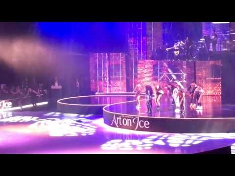 Art On Ice 2017 Chaka Khan, Aljona Savchenko & Bruno Massot