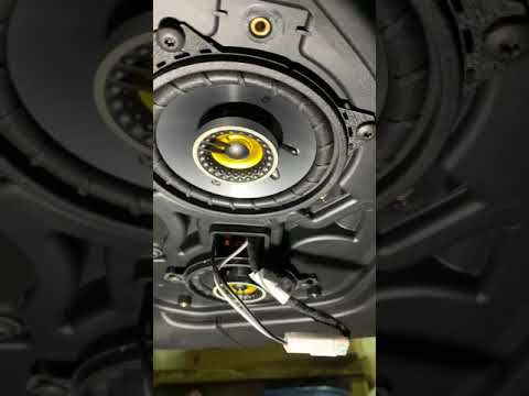 JL Wrangler Kicker speaker upgrade