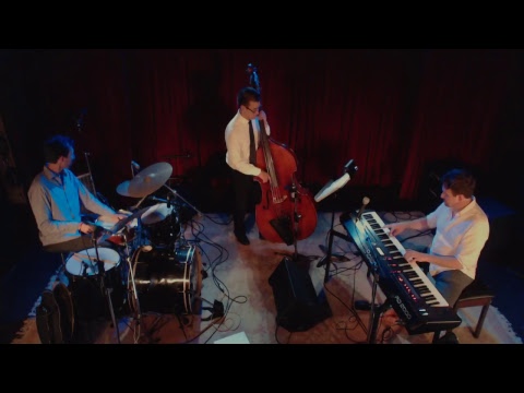 Misha Piatigorsky Trio at the Duncan Showroom