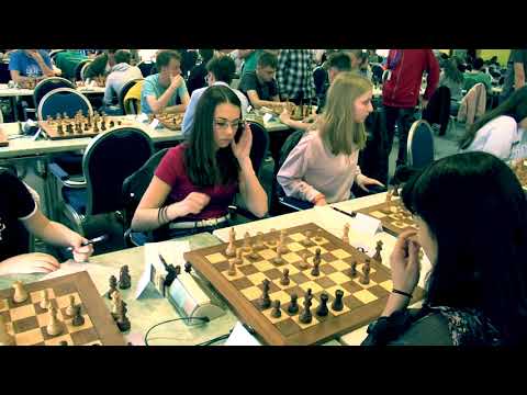 D20 9.2. Kristína Cabanová - WFM Anna Vrtiaková 1/2:1/2