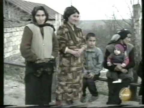 Hil kendi "Ay ev yiyesi" (2003) Space