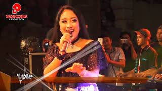 Download lagu Anisa Rahma Harta Dan Surga mp3 Download lagu Anisa Rahma Harta Dan Surga mp3