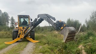Retroescavadora Volvo EL70C a venda - Imagem 4 | Machineryline MZ Retroescavadora Volvo EL70C | Imagem 4 - Machineryline
