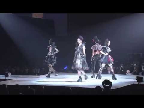 第30回 服装造形学科ファッションショー「紡ぐ」 - 威風凜然 -
