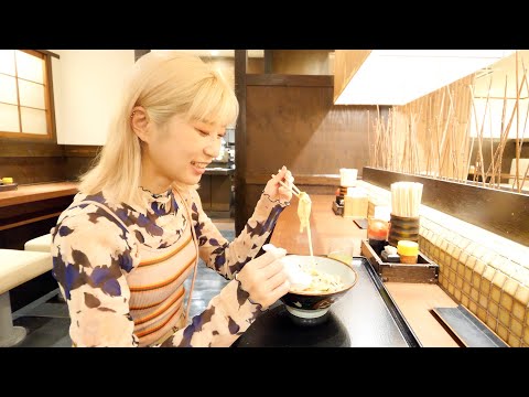 Hiroshima) Una persona que se apresura a ir a un restaurante de udon de autoservicio por la mañana después de trabajar en el turno de noche 丨 Restaurante Tempura y Udon: estilo japonés