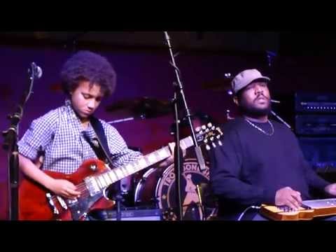 Brandon “Taz” Niederauer  - "Voodoo Chile" (Jimi Hendrix) -Shorty Fest 2014