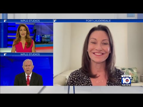 Democratic gubernatorial candidate Nikki Fried joins TWISF