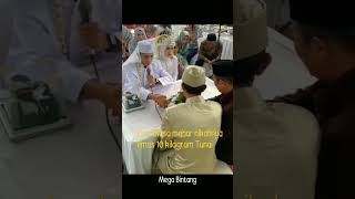 Download lagu Luar biasa mahar nikahnya emas 10 kilogram dibayar tunai mp3 Download lagu Luar biasa mahar nikahnya emas 10 kilogram dibayar tunai mp3