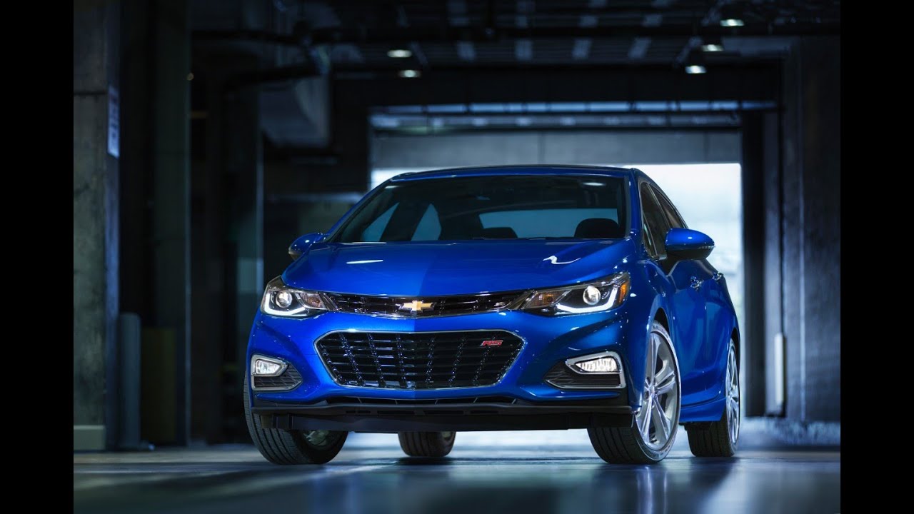 2016 Chevrolet Cruze - TestDriveNow.com Preview by Auto Critic Steve Hammes