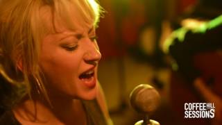 Cat Lundy - Triggerman \ Coffee Hill Sessions