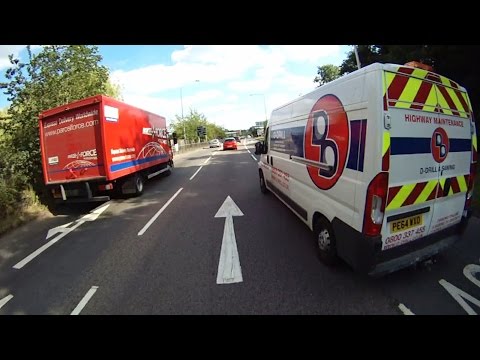 PE64WXO - Stay On The Left