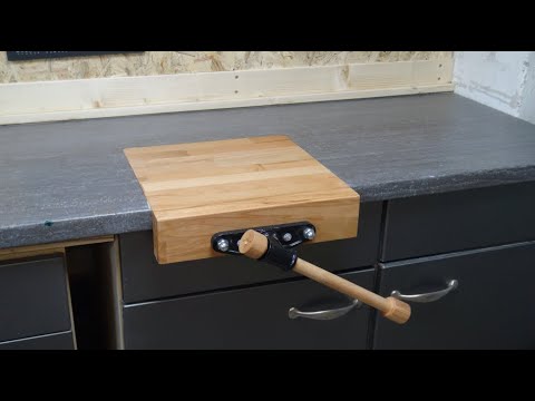 Installing front pliers in the workbench DIY