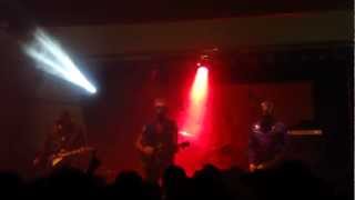 RED LORRY YELLOW LORRY - "Beating my head"