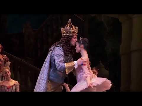 SLEEPING BEAUTY - Rose Adagio (Fumi Kaneko - Royal Ballet)