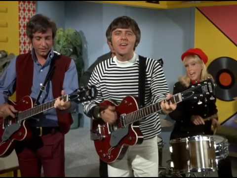 I Dream of Jeannie - Jeannie, Boyce and Hart (Out and About)