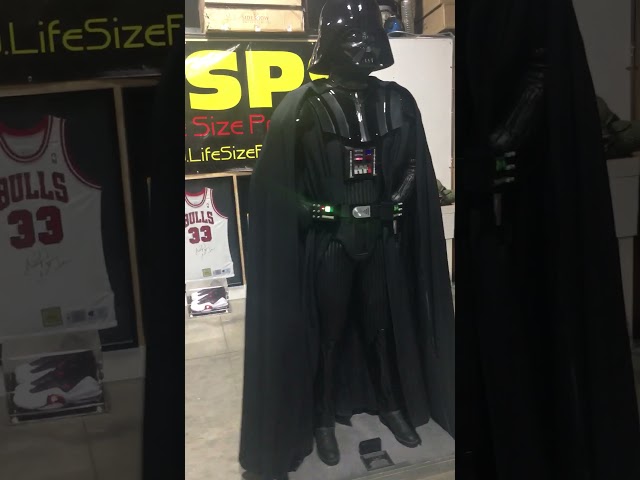 Vídeo relacionado con Rubies 882009 Star Wars - Disfraz de Darth Vader para niños, L (8-10 años) Carnaval
