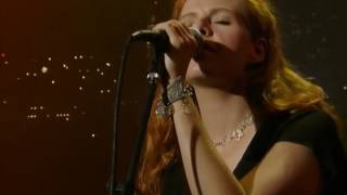 Neko Case - "Buckets Of Rain" [Live from Austin, TX]