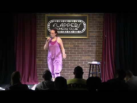 Uncle Clyde's Comedy Contest Soup-Or-Bowl Final - Nina Dicker