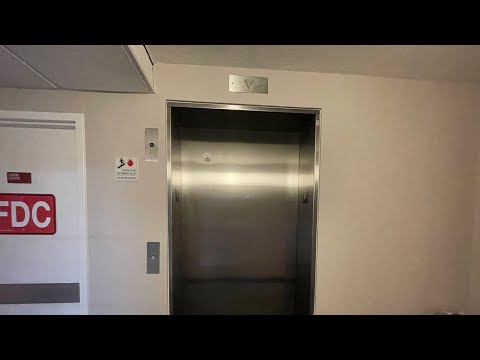 ThyssenKrupp Oildraulic Elevator#1 @ TownePlace Suites by Marriott - Lady Lake, FL