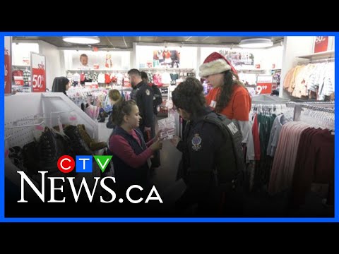 Cops & Kids event brings holiday cheer to Regina’s Cornwall Centre