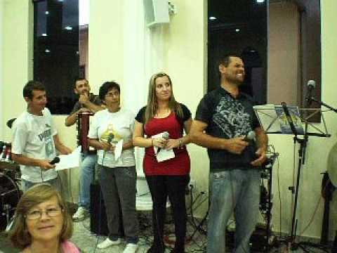 ANIMAÇÃO DOS MISSIONÁRIOS DURANTE O RETIRO PAROQUIAL DAS SMP 2010 part. 02