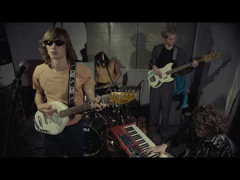 PARO - Caviar (live video)