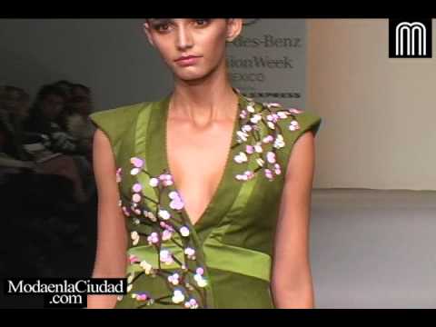 Mercedes-Benz Fashion Week México P/V 2013 | Desfile Jesús Ibarra+Bertholdo (Parte 1 de 2)