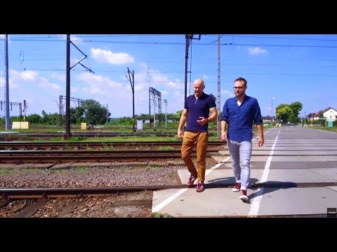 Niebezpieczne przejście przez 12 torów kolejowych [Absurdy Drogowe]