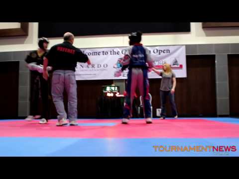 Chelsey Nash vs Morgan Plowden at Canadian Open 2013