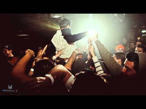 Justice vs. Simian - We Are Your Friends (Chrizz Luvly Remix) [Electro]