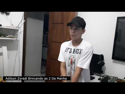 Dee Jay Adilson Brincando com o Filho