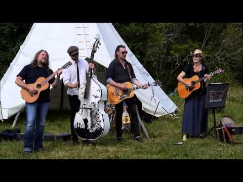 Trailerpark Idlers 130706 i Strängnäs indianby