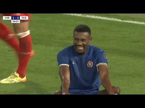 Brilliant pass from Mikel Obi to Solomon Kalou - Chelsea legends vs. Bayern Munich