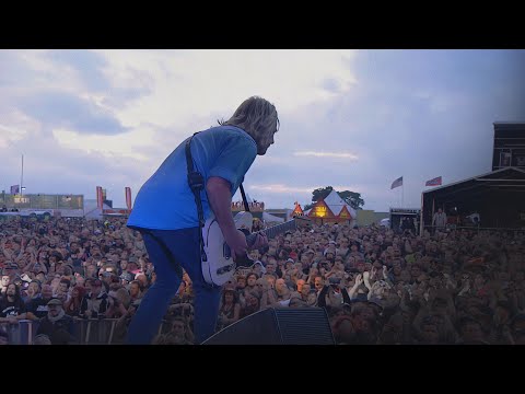 Status Quo - Caroline, Download Festival | 14th June 2014 (AI Enhanced)