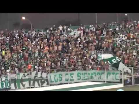 "dale dale ooo queremos la copaaaaaaa" Barra: Los de Siempre &bull; Club: Oriente Petrolero