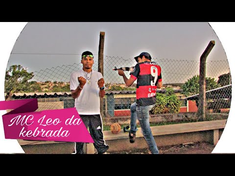 MC LEO DA KEBRADA A CHUVA CAI LA FORA CLIPE OFICIAL