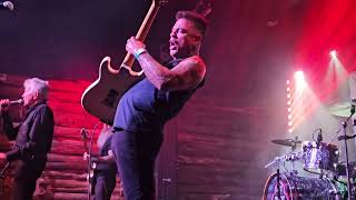 FEAR - &quot;New York&#39;s Alright (If You Like Saxophones)&quot; live at Come And Take It -Austin, TX 9/22/2023