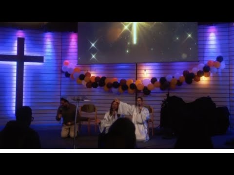 Ich lass mich fallen vor dir Herr - Romina -  Sinti Anbetung Gemeinde Bethel Neuwied 