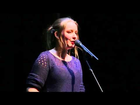 Mona Harry - Schnitt