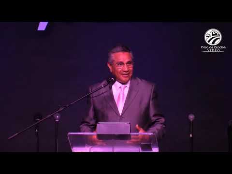 La distorsión de la gracia - Chuy Olivares