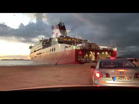 Sıla yolu Superfast XI gemisine biniş. İgoumenitsa- Ancona. Yunanistan- italya