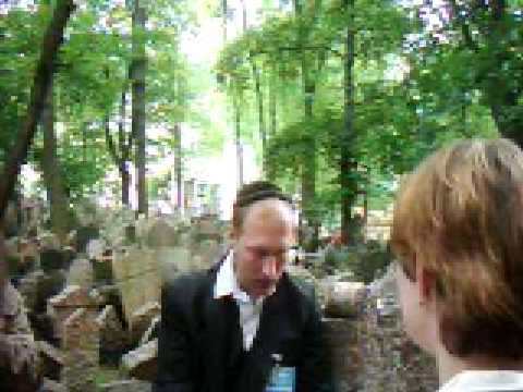 příběh o Golemovi u hrobu rabiho Löwa vypráví Robert ŘEHÁK  kulturní atašé v Izraeli