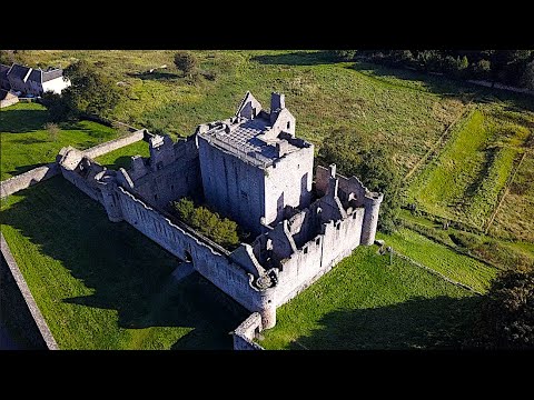 Craigmillar Castle, Edinburgh. DJi Mavic Pro 4k