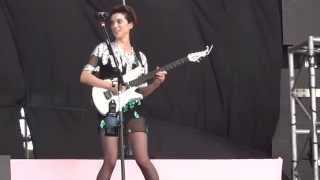 St. Vincent - Surgeon, Live @ Lollapalooza Argentina 2015 [HD]